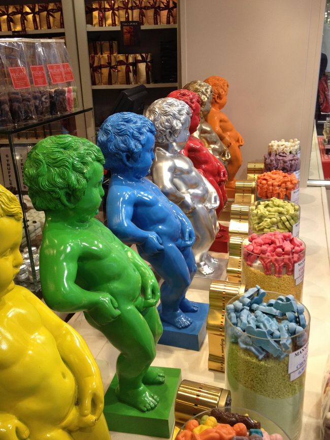 小便小僧のカラフルなチョコレート（笑）