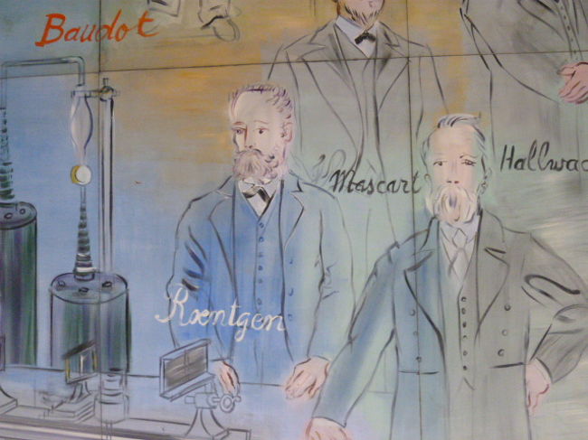 有名なレントゲン博士。