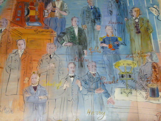 たくさんの人物像。結構かき分けているとはすごい。