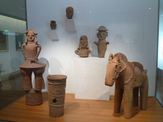 みていてホッとする素朴な埴輪。