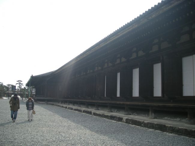 三十三間堂。<br />正月に通し矢が行われるところ。