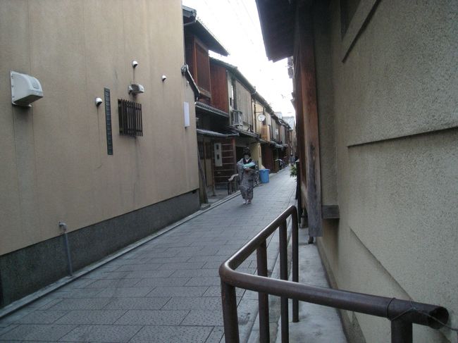 舞妓さん、急ぐ。