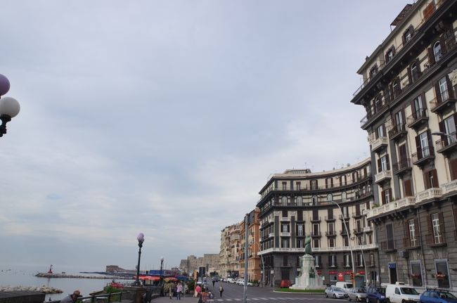 見えてきました！<br />サンタ・ルチア湾。