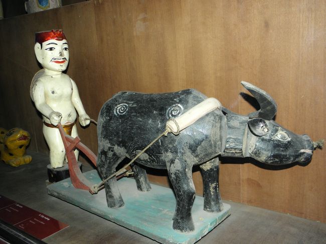 水上人形劇の人形