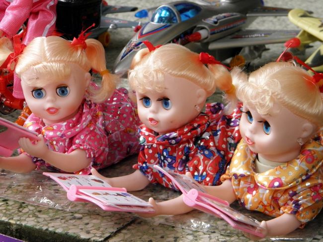 ホーチミン廟付近お土産店にて