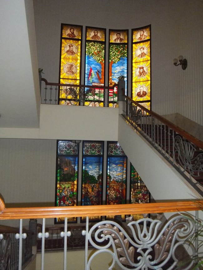 ホテルの階段。