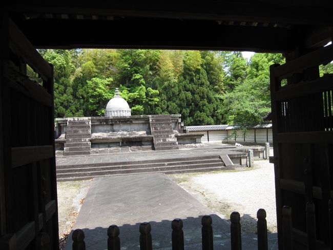 戒壇<br />http://nara.jr-central.co.jp/campaign/tosyodaiji/special/detail.html#kaidan<br />今も正式な授戒の儀式が行なわれているそうです。