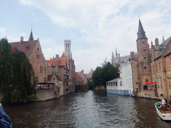 鐘楼は分りますが、他の建物は分らないです…