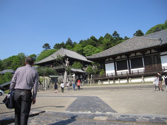 二月堂は冬の風物詩、お水取り（修ニ会）で知られてます。