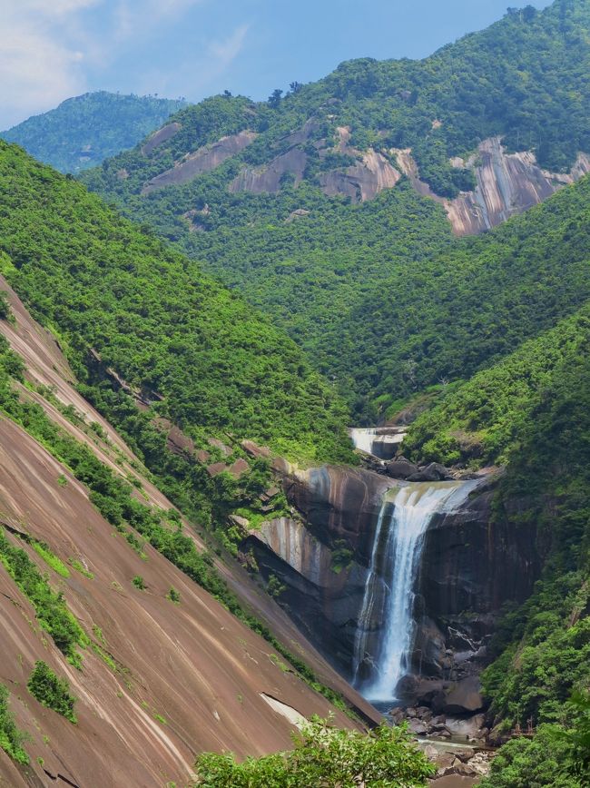 鹿児島県産 屋久島 硯 (巌穴硯) 新古美術 玄清堂 | 厳選された美術品を世界遺産「石見銀山」が