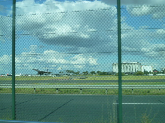 さて帰路の写真。<br /><br /><br />今は運行を辞めてしまったコンコルドが見えるらしいのですが。