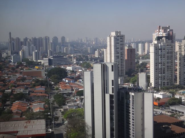 『GRAND HYATT SAO PAULO』<br /><br />グランド・ハイアット・サンパウロ<br />クラブキングルームシティビューからの眺め。