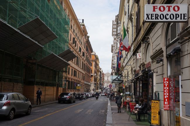 滞在時間が約２６時間の我らにはグズグズしてる暇はない（笑）！<br />早速、出発！<br /><br />まずは、電気屋さんを探すべく三越へ。<br />困った時はホント助かる日系デパート！店員さんに感謝！<br />