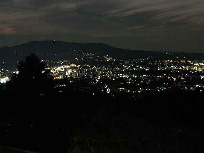 25分後、すっかり暗くなった奈良市街。