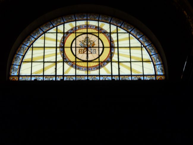 ﾌﾞﾀﾞﾍﾟｽﾄ ﾏｰﾁｬｰｼｭ教会内