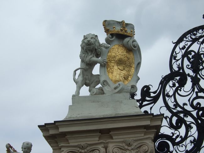 ﾍﾞﾙﾍﾞﾃﾞｰﾚ宮殿のﾗｲｵﾝ