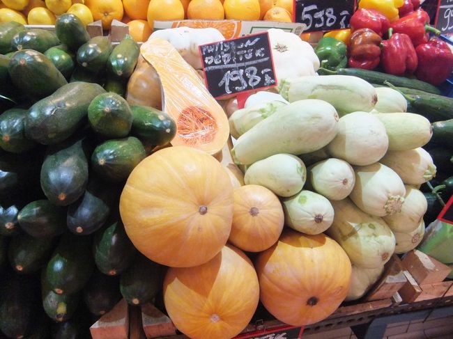 この瓜みたいなものは、一昨年ラトビアのリガで食べました。