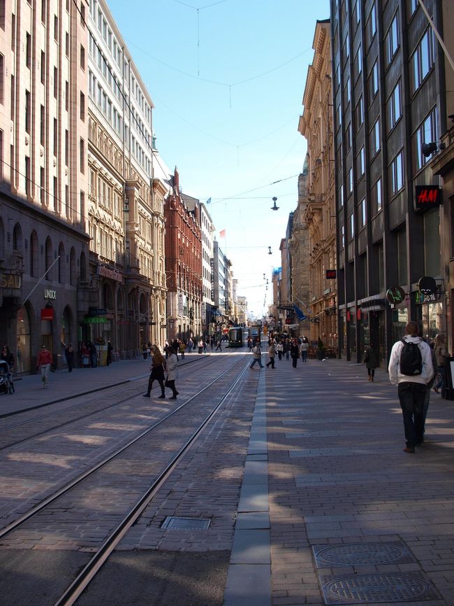 さぁ、街歩き開始。