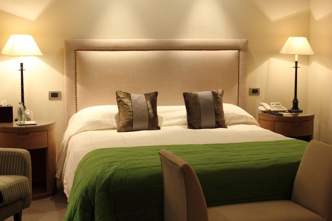 落ち着いた内装。