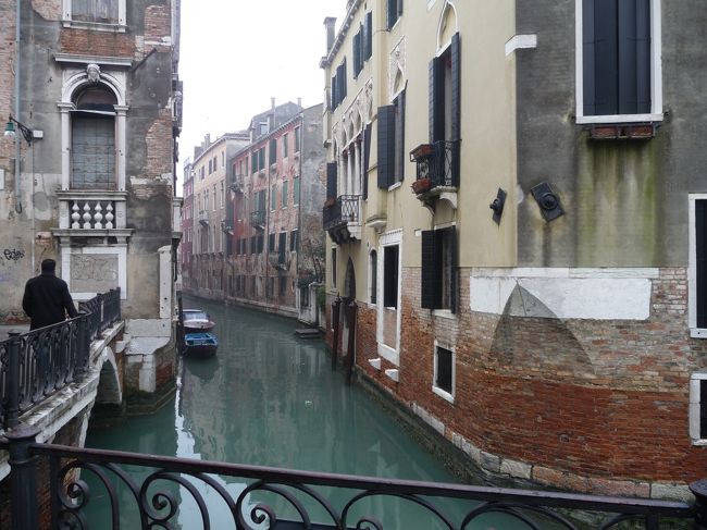 サンマルコ広場までも迷わなければ１５分程度です。