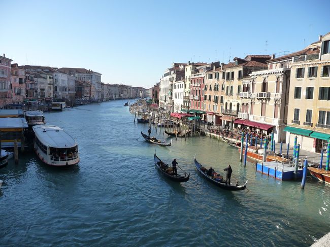 リアルと橋からのカナル・グランデ。