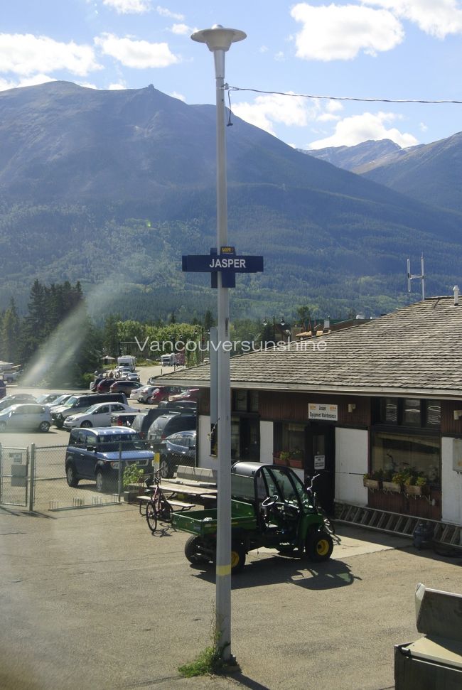 気持ちの良いお天気に、後ろ髪を引かれる思いですが、<br />ジャスパーを離れます。<br /><br />ロッキーも、また是非訪れたい。。。
