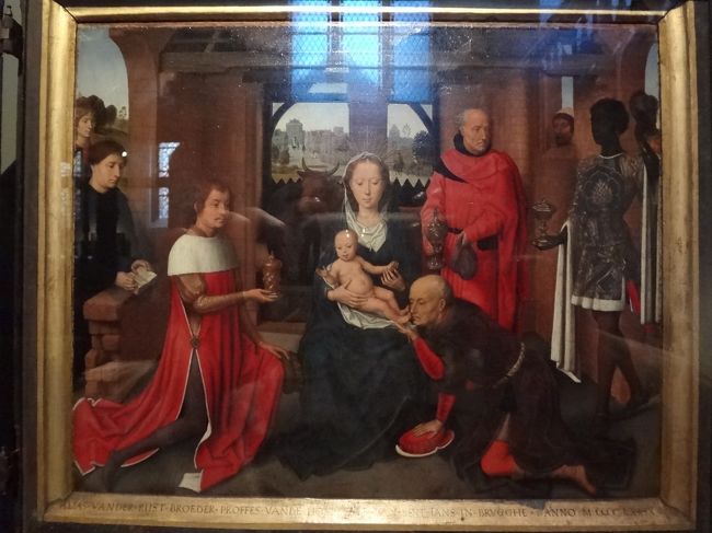 “聖ジャン（預言者ヨハネ）の三連聖壇画”中央　<br />メムリンク１７８７<br /><br />こちらの病院（救護院）の名称でもある聖ジャン。<br />病院からの依頼で描かれた様ですね。<br /><br />サン・ジャンはイエスの出現を預言した聖人。<br />と言う事で、病に苦しむ人々に救いをもたらす<br />題材と言う事でしょうか。