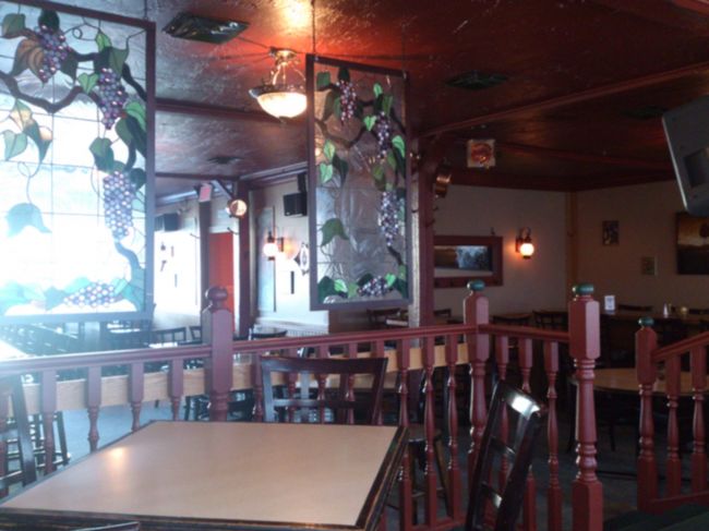 店内はこんなかんじ。<br />18時くらいでしたが店内は私たちだけ。