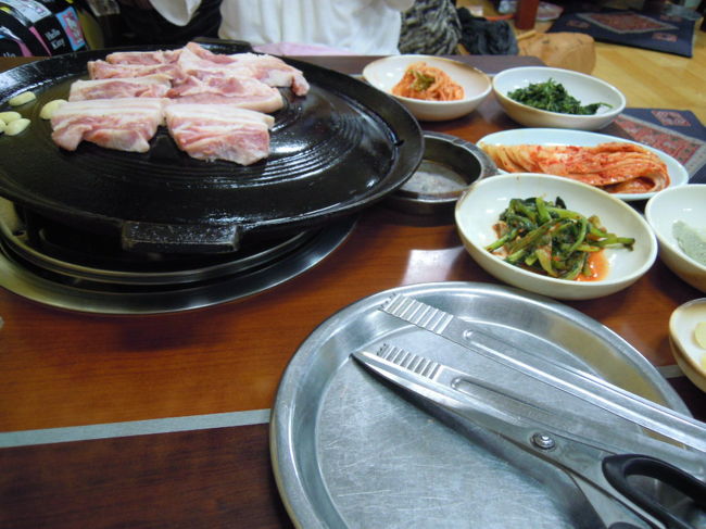 サービスのキムチ等も美味しいし