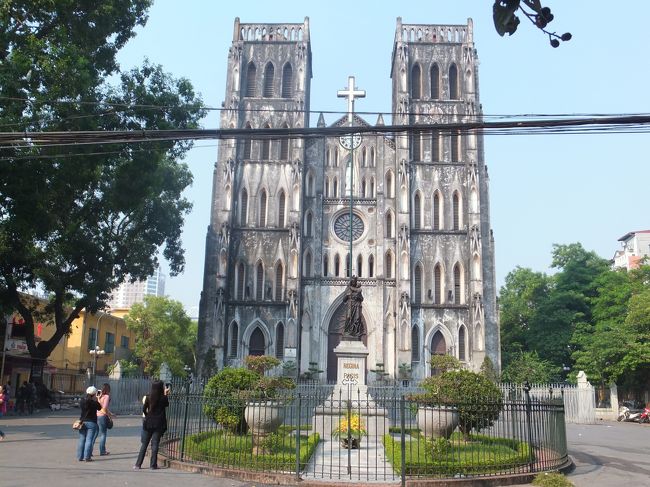 【大教会】<br /><br />ミサをやっているときにしか中には入れないそうで残念。