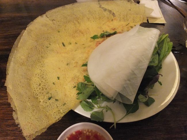 【夕食】<br /><br />またまたのバインセオと。