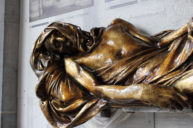 セルクラースの像。<br /><br />触ると幸せになるそうです。<br />とりあえず、触っときました。