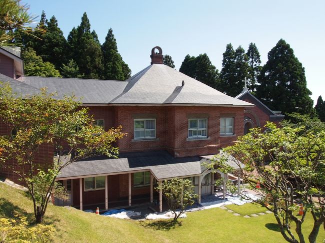 1階では工事の真っ最中でありました。<br /><br />何の建物でしょうか。。。？