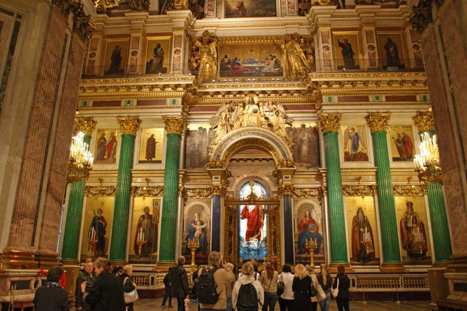 ロシアの豪華絢爛な装飾美【フォートラベル】