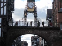遂に当初の目的のイースト・ゲート・ストリートにある、ヴィクトリア様式の時計塔に到着