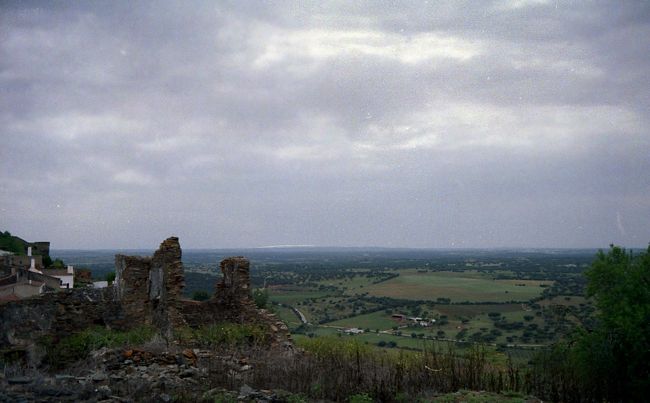 この向こうはもうスペインなのです。