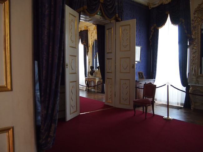 エリザベートのプライベートルーム。