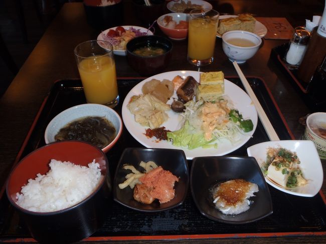 和食のビュッフェはこんな感じ。和食の方が好きでした。