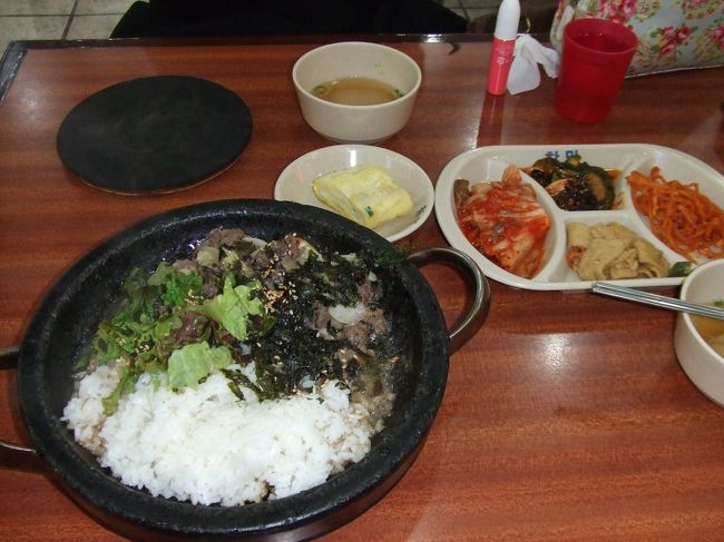 お味は…微妙でした（笑）<br /><br />この日はたくさん夜遊びしてホテルへ戻りました☆