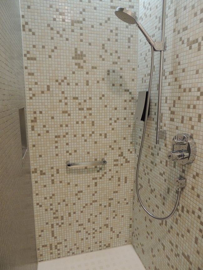 シャワーエリア