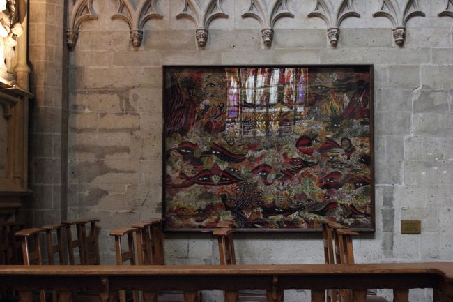 ちょっと奇怪な感じの絵もあります。<br /><br />ときどき教会に、ドクロとか、地獄絵図のようなものがありますが、どういう意味があるんでしょうかね。