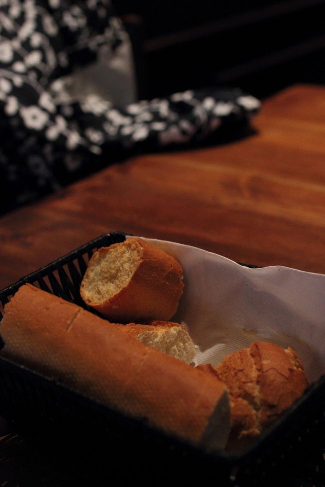 ここもパンがおいしかったです。<br /><br />見かけはフランスのバケットと同じですが、少し甘みがあり、皮がやわらかめです。