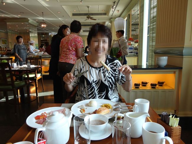 朝食はビュッフェでした。