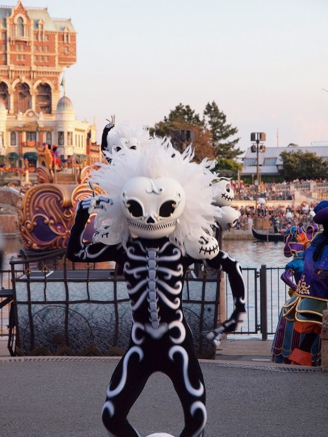 初めての東京ディズニーシーno 2 チップとデールのスケルトン フィエスタ レジェンド オブ ミシカ ハロウィン デイドリーム ディズニー のショーを楽しもう 東京ディズニーリゾート 千葉県 の旅行記 ブログ By 4人目のふーさん フォートラベル 初めての東京ディズニーシーno 2 チップとデールのスケルトン フィエスタ レジェンド オブ ミシカ ハロウィン デイドリーム ディズニー のショーを楽しもう 東京ディズニーリゾート 千葉県 の旅行記 ブログ By 4人目のふーさん フォートラベル