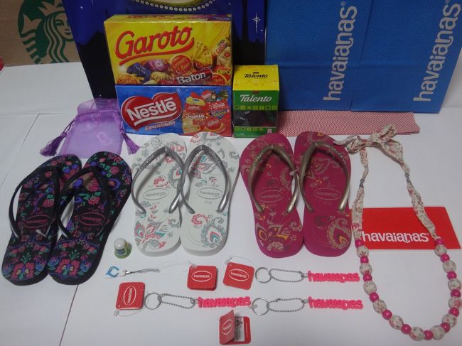 メキシコ＆ブラジルで買った物の写真もUPします。<br /><br />お土産のハワイアナスのビーチサンダルなど。<br /><br />安かったです。
