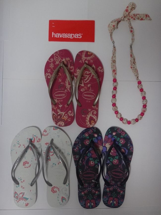 自分用にホワイトのビーサンを購入。<br /><br />多分使わないだろ〜なと思いましたが、<br /><br />今年の夏、2度程履きました。<br /><br />