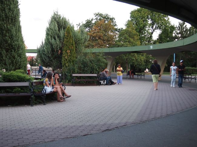 エゲルのバスターミナル。