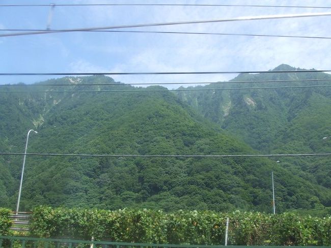 長いトンネルを抜けると土樽駅。いよいよ新潟県に入りました。