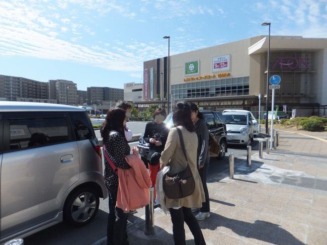 暫くしてJOECOOLさん夫妻と一緒にsimafukurouさんが到着しました。その前に会ったガブちゃんを呼びに駅の改札の方へ行って呼んできました。そこにラボさんも合流します。