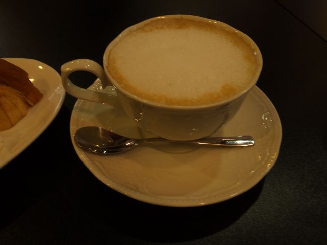 そしてこちらは好きな「カプチーノ」。